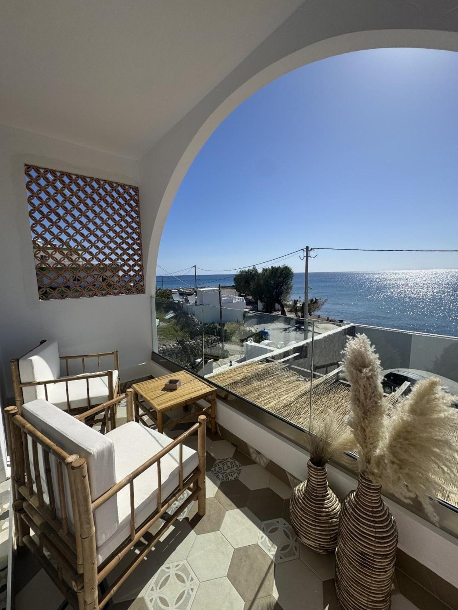 Delfini Pearl Stegna * Archangelos (Rhodes)